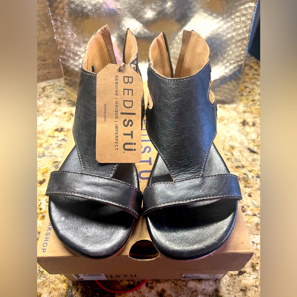 Bed STU leather sandals